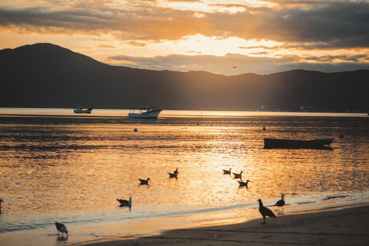 Pousada Canto Do Pescador Бомбиньяс Экстерьер фото